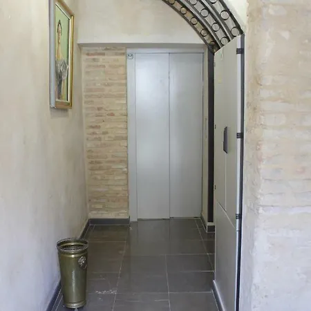 Appartement Reyes Catolicos 14 *